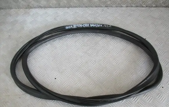 Seat Ibiza III (6L) Seal rubber (tailgate) 