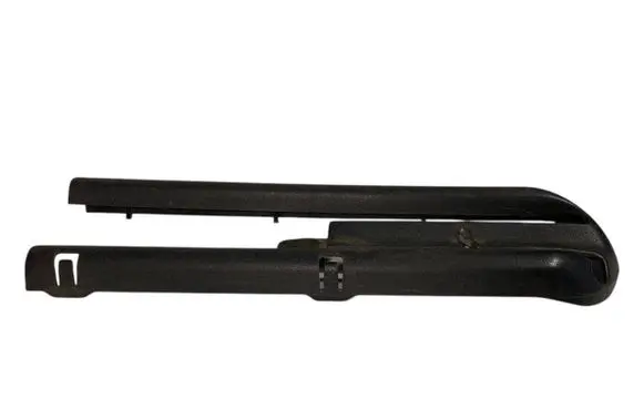 BMW 5 E39 Front passenger seat rail trim 8207214 52108207214