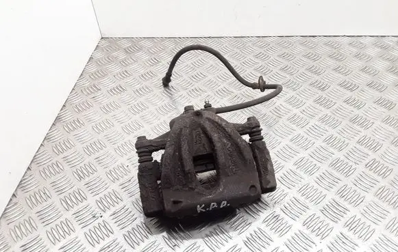 Toyota Corolla Verso E121 Front brake caliper