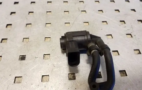 Audi A6 S6 C6 4F Turbo solenoid valve 1J0906283C