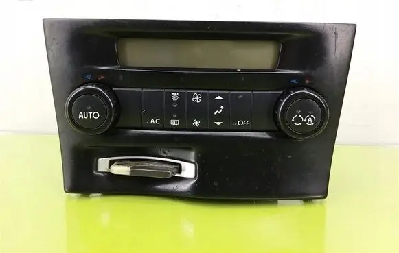 Renault Laguna III Climate control/heater control trim 8200487008