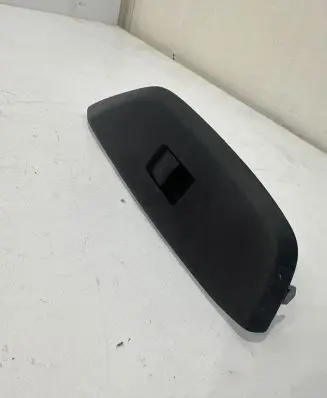 Toyota Yaris XP210 Electric window control switch 74231k0080 3561W1N2D