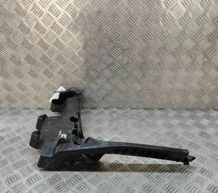 BMW X5 F15 Front bumper mounting bracket 8054019