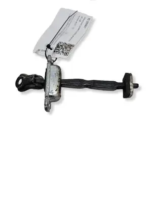 Hyundai i30 Front door check strap stopper 1234