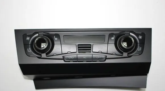 Audi A5 8T 8F Air conditioner control unit module 8T2820043AG