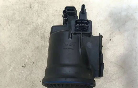 Opel Astra J Fuel filter housing 13244294