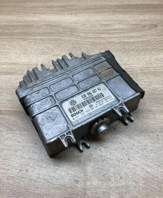 Volkswagen Polo III 6N 6N2 6NF Engine control unit/module ECU 030906027AJ 0261204824