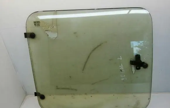 Ford Transit Rear side window 43R00003 DOT17M30AS2