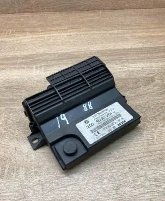 Audi A8 S8 D3 4E Power management control unit 4E0907280A 4F0910280
