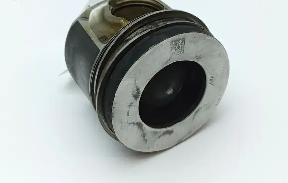 BMW 5 GT F07 Piston 84L11 7805329