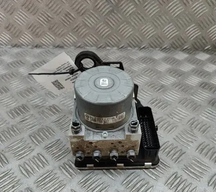 Volkswagen T-Roc ABS Pump 5Q0614517GB 5Q0614235
