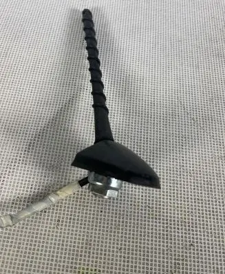 Toyota Prius (XW20) Radio antenna 