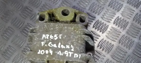 Ford Galaxy Engine mount bracket 7M3199555