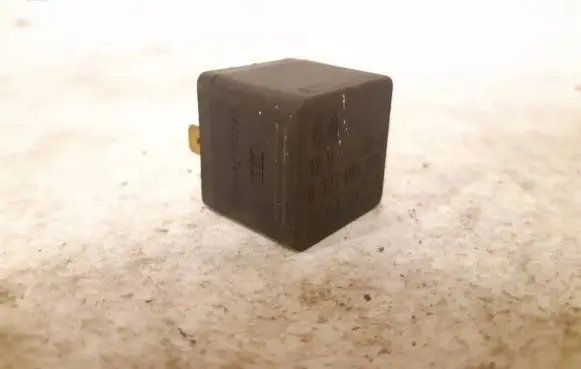 Audi A4 S4 B5 8D Other relay 431951253H
