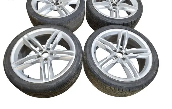 Audi A7 S7 4G R20 alloy rim 4G8601025AC 20H2HT3