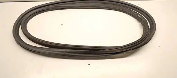 Hyundai Tucson TL Trunk rubber seal (body) 