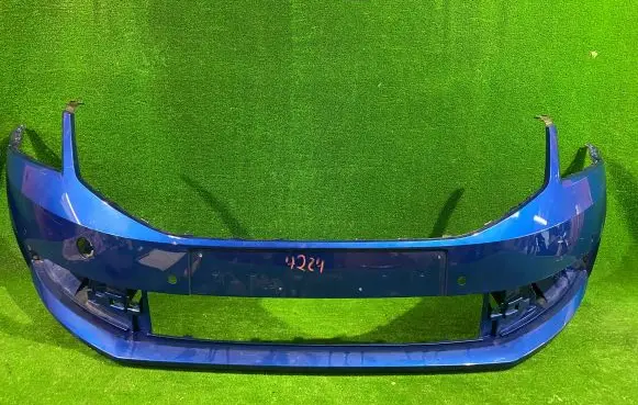 Skoda Octavia Mk3 (5E) Front bumper