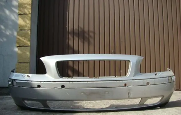 Volvo V70 Front bumper