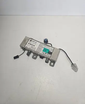 BMW 7 E65 E66 Aerial antenna amplifier 65258380685