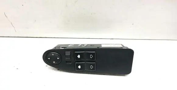 BMW 5 E39 Electric window control switch 8360887