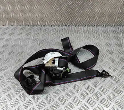 BMW X2 U10 Front seatbelt 9875728