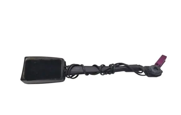 Ford Focus Front seatbelt buckle BM5161208ABW 620392200B