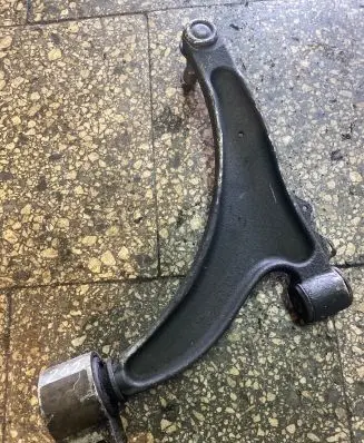 Opel Vectra C Front lower control arm/wishbone