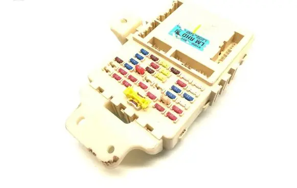 Hyundai ix35 Fuse module KA100408 AK-62266