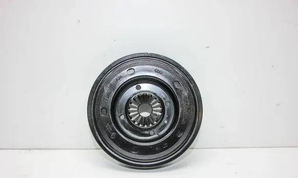 Audi Q3 8U Crankshaft pulley 06H105243L