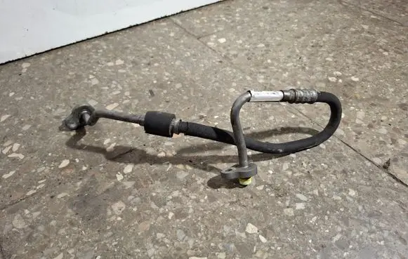 Volvo V60 Air conditioning (A/C) pipe/hose 31315122