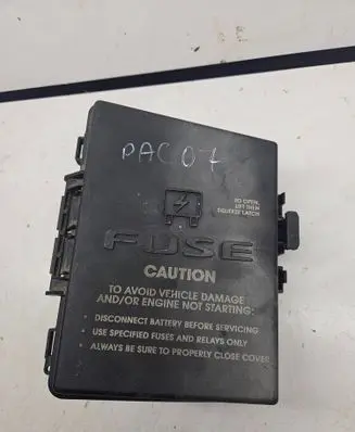 Chrysler Pacifica Fuse module 02606110244B2