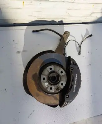 Porsche Cayenne (92A) Front wheel hub spindle knuckle