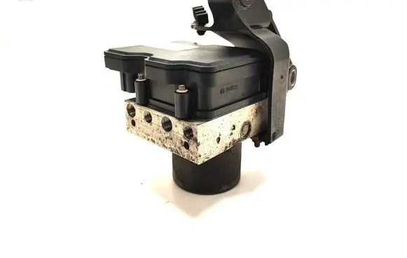 Tesla Model 3 ABS Pump 1044745-00-B