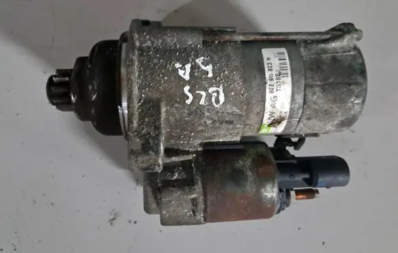 Volkswagen Golf V Starter motor 02Z911023H TS18E1