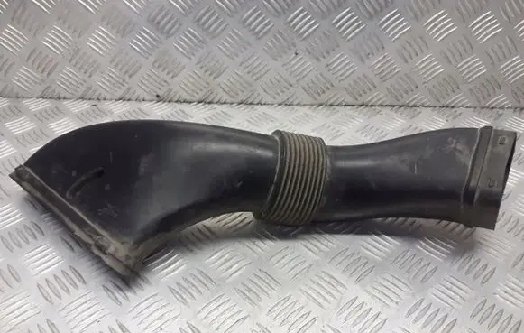 Volvo S80 Air intake hose/pipe 8626060