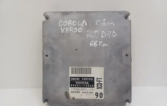 Toyota Corolla Verso E121 Engine control unit/module 1758005211 8966113060