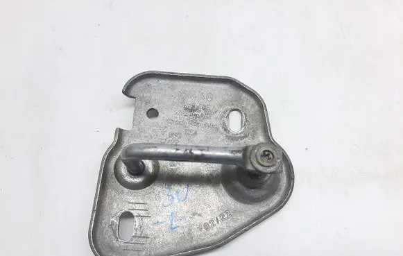 Seat Leon IV Tailgate lock loop/hook striker 3V0823185A