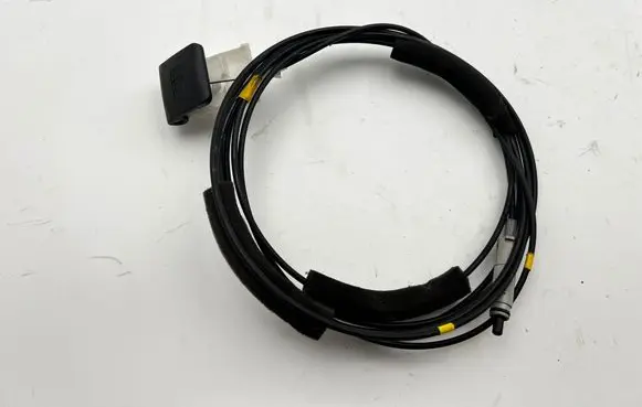 Toyota Land Cruiser (J120) Fuel cap flap release cable 7733528060