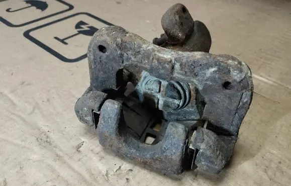 Honda Civic Rear brake caliper