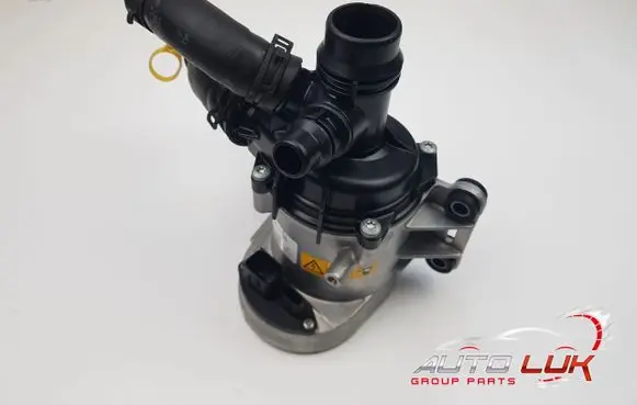 Mercedes-Benz CLE C236 Water pump