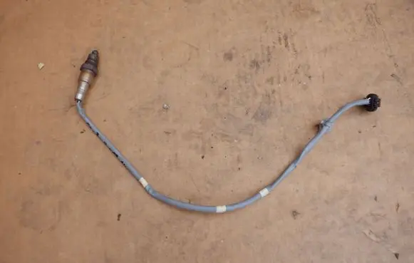 Ford Mondeo Mk III Lambda probe sensor 9G444