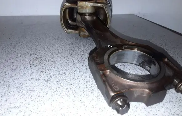 BMW 3 E36 Piston 11241437211 1437211 11251748378