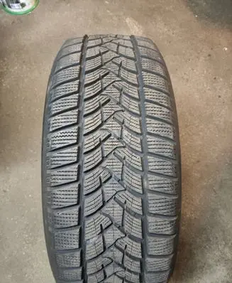 Volvo XC60 R18 winter tire 