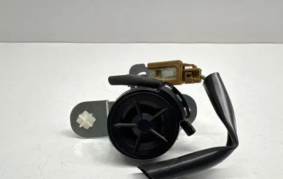 Nissan Juke I F15 Front door speaker 281E11KA0A