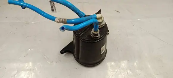BMW 3 G20 G21 Active carbon filter fuel vapour canister 7356535