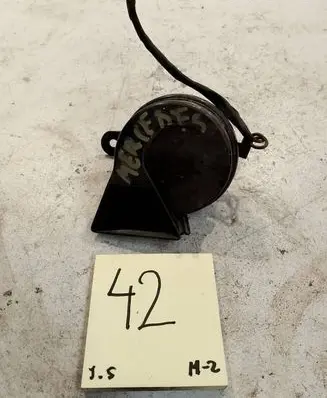 Mercedes-Benz A W169 Horn signal A2035420220