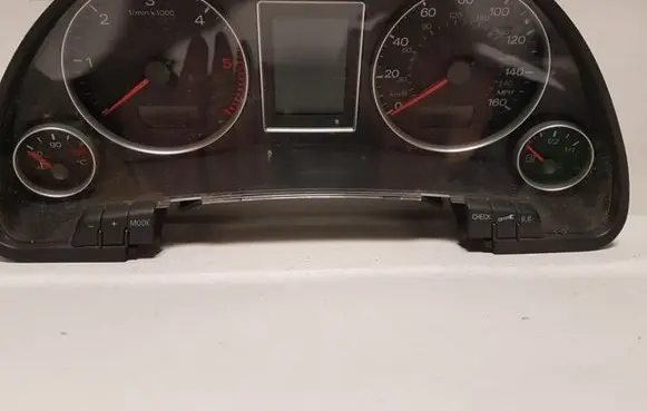 Audi A4 S4 B7 8E 8H Speedometer (instrument cluster) 8E0920950S