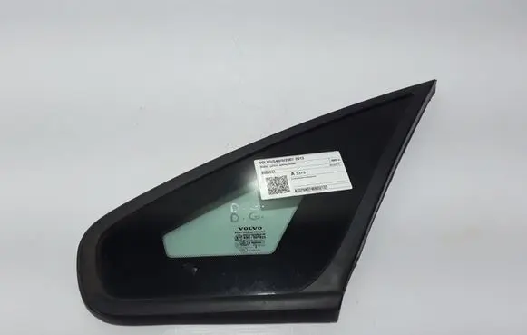 Volvo S40 Rear side window 8650441