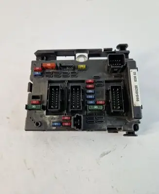 Peugeot 206 Comfort/convenience module 9646405280
