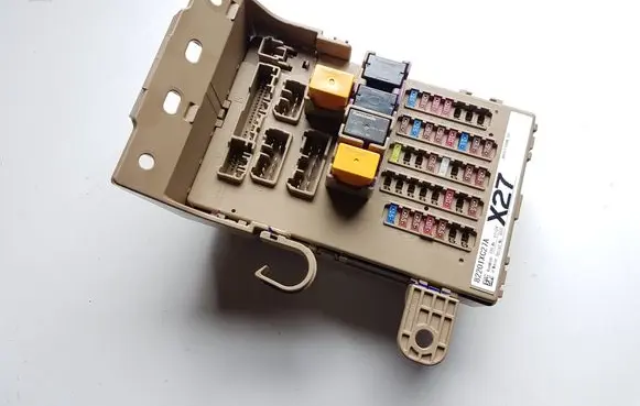 Subaru Ascent Fuse box set 82201XC27A JB004901N